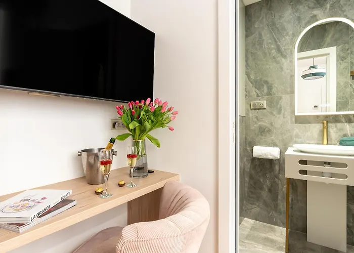 Romantic Getaway - Le Marais - With Ac شقة باريس